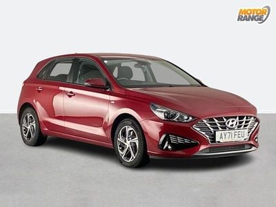Used Hyundai i30 SE 110 HP (80 kW) 2021 Red Hatchback
