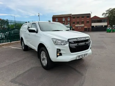 Used Isuzu D-Max 163 HP (119 kW) 2023 White Pickup