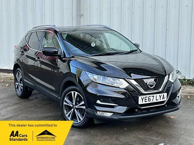 Used Nissan Qashqai N-Connecta 110 HP (80 kW) 2017 Black SUV