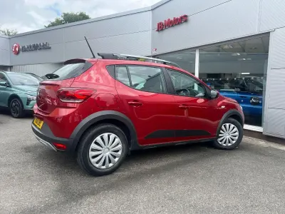 Used Dacia Sandero Comfort 89 HP (65 kW) 2021 Red Hatchback