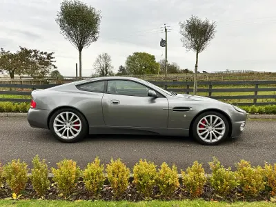 Used Aston Martin Vanquish 466 HP (342 kW) 2003 Grey Coupe