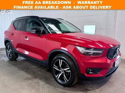 Used Volvo XC40 R-Design 150 HP (110 kW) 2019 Red SUV