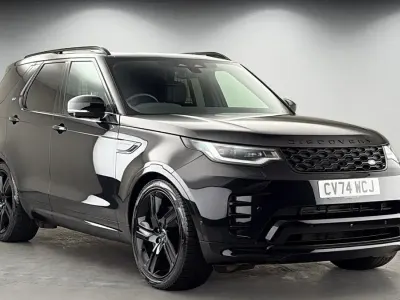 Used Land Rover Discovery 5 HSE Dynamic 350 HP (257 kW) 2024 Santorini black SUV