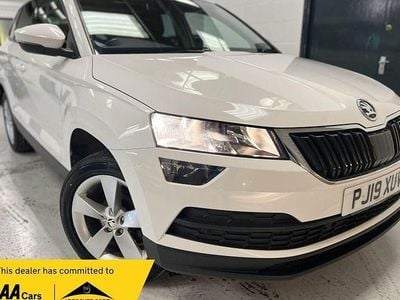 Used Skoda Karoq SE Technology 115 HP (84 kW) 2019 White SUV