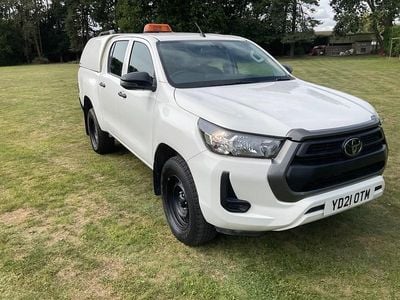 White Used 2021 Toyota HiLux Active Pickup | £21,995 (Expensive)