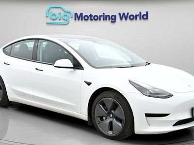 Used Tesla Model 3 Standard Range 180 kW (245 HP) 2021 White Sedan