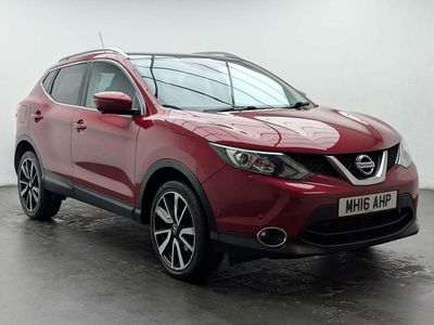 Used Nissan Qashqai Tekna 116 HP (85 kW) 2016 Red SUV