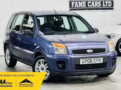 Used Ford Fusion Zetec 2006 Mauve/purple Hatchback