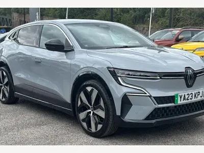 Used Renault Megane E-Tech Techno 160 kW (218 HP) 2023 Ceramic grey  Hatchback