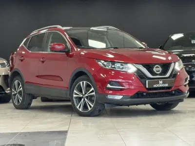Used Nissan Qashqai N-Connecta 115 HP (84 kW) 2019 Red SUV