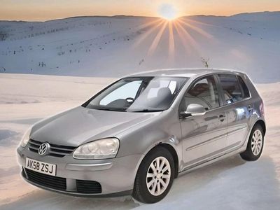 Grey Used 2007 VW Golf V Match Hatchback | £1,490 (A bit pricey)