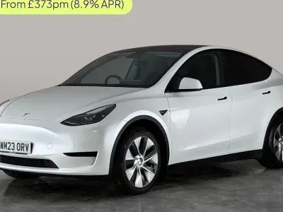 Used Tesla Model Y Standard Range 219 kW (299 HP) 2023 White SUV
