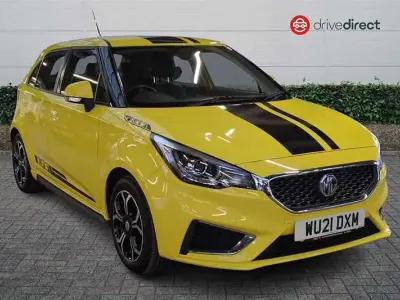 Usado MG MG3 Exclusive 106 CV (77 kW) 2021 Amarillo Utilitario