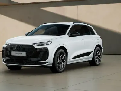 New Audi Q6 e-tron Black Edition 185 kW (252 HP) 2026 White SUV