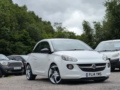 Used Vauxhall Adam Edition 87 HP (63 kW) 2014 White Hatchback