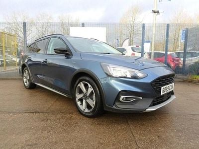 Used Ford Focus Active 120 HP (88 kW) 2020 Blue Estate