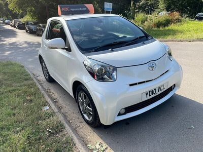 Toyota iQ