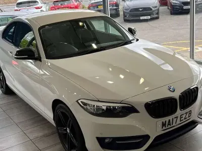 Usado BMW 218 Sport Line 136 HP (100 kW) 2017 Coupé