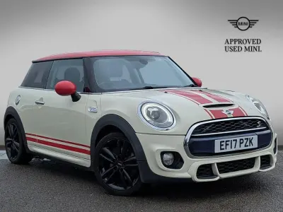 Used Mini Cooper S Hatch 207 HP (152 kW) 2017 White Hatchback