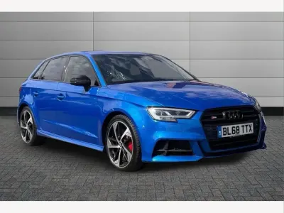 Used Audi S3 Sportback Black Edition 300 HP (220 kW) 2019 Blue Hatchback