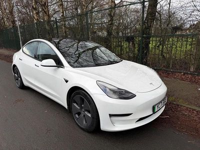 White Used 2021 Tesla Model 3 Long Range AWD Sedan | £16,495 (Fair price)