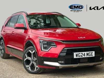 Used Kia Niro 139 HP (102 kW) 2024 Red SUV