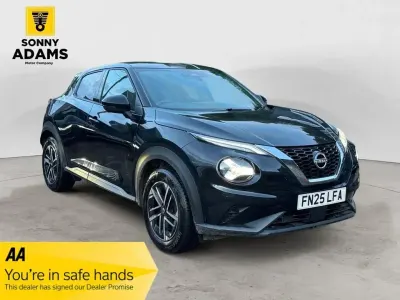 Używany Nissan Juke N-Connecta 114 KM (83 kW) 2025 Czarny SUV