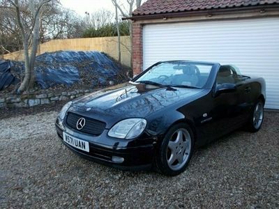 used Mercedes SLK230 2dr Auto 2.3