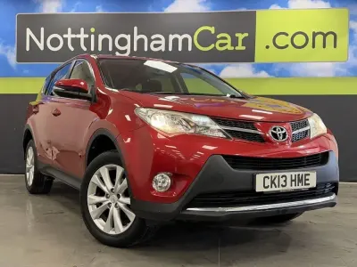 Usado Toyota RAV4 150 CV (110 kW) 2013 Rojo SUV