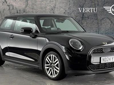 Used 2024 Mini Cooper Classic Hatchback | £22,220 (Good price)