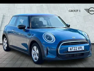 Used Mini Cooper Classic 136 HP (100 kW) 2022 Blue Hatchback