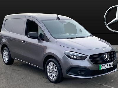 Begagnad Mercedes eCitan Premium 89 kW (122 HK) 2025 Van