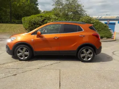 Used Vauxhall Mokka 115 HP (84 kW) 2014 Orange SUV