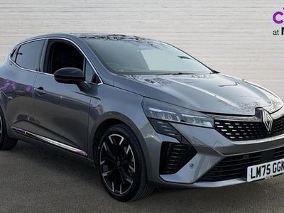 Used Renault Clio V Techno 90 HP (66 kW) 2025 Grey Hatchback