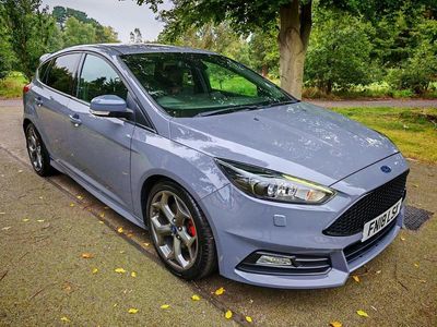 Used Ford Focus ST 185 HP (136 kW) 2018 Grey Hatchback