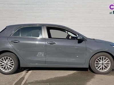 Used Kia Rio 101 HP (74 kW) 2022 Grey Hatchback