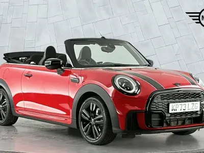 Używany Mini Cooper Sport 134 KM (98 kW) 2023 Czerwony Hatchback