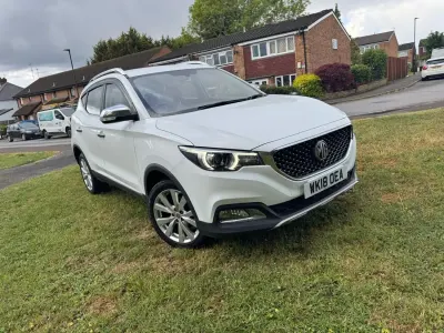 Käytetty MG ZS Excite 111 HP (81 kW) 2018 Valkoinen Katumaasturi