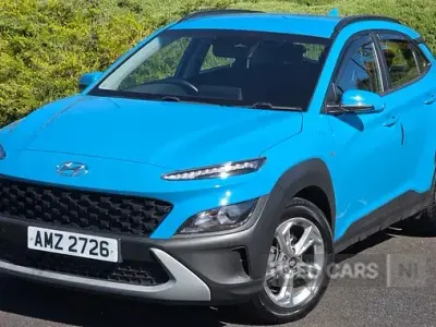 Używany Hyundai Kona SE 118 KM (86 kW) 2023 Niebieski SUV