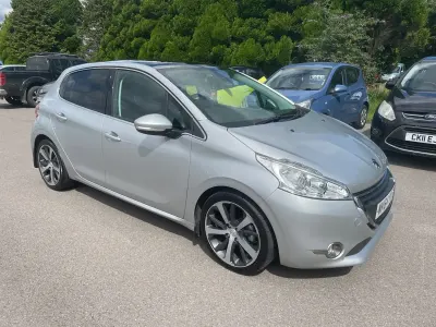 Used Peugeot 208 2014 Silver Hatchback