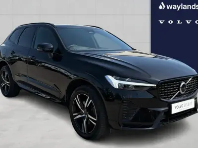 Used Volvo XC60 R-Design 194 HP (142 kW) 2022 Black SUV