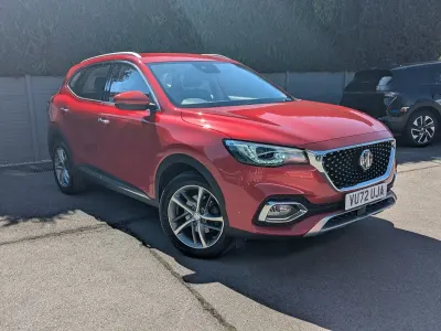 Used MG HS Excite 162 HP (119 kW) 2023 Red SUV