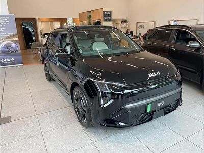 Midnight black New 2025 Kia EV3 GT-Line S SUV | £42,365 (Expensive)