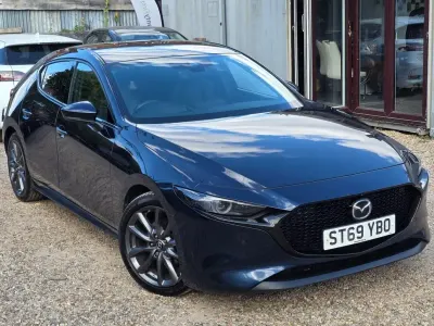 Used Mazda 3 Inclusive 122 HP (89 kW) 2019 Blue Hatchback