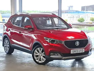 Używany MG ZS Excite 106 KM (77 kW) 2019 Czerwony SUV