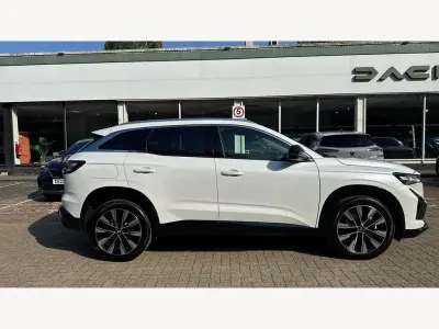 Used Renault Austral Techno 200 HP (147 kW) 2025 White  SUV