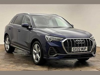 Używany Audi Q3 S-Line 150 KM (110 kW) 2022 Niebieski SUV