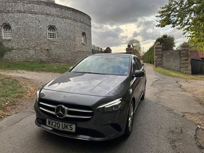 Mercedes B200