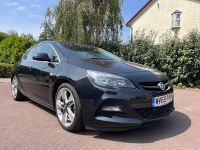Black Used 2015 Vauxhall Astra Edition Hatchback | £3,995 (Good price)