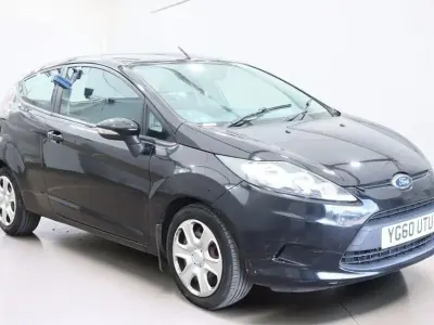 Second-hand Ford Fiesta 96 CP (70 kW) 2010 Negru Hatchback
